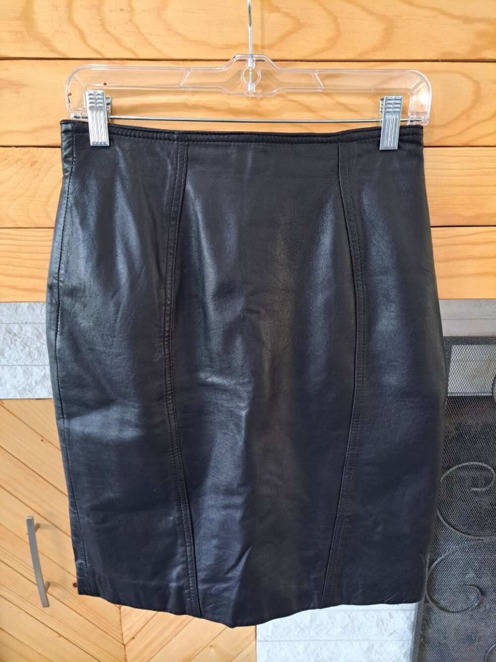 Black Leather Pencil Skirt With Back Vent & Zipper Closure 28" Monde Made Korea